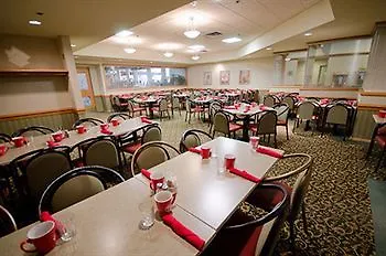 Canad Inns Destination Centre Garden City Winnipeg 3*,