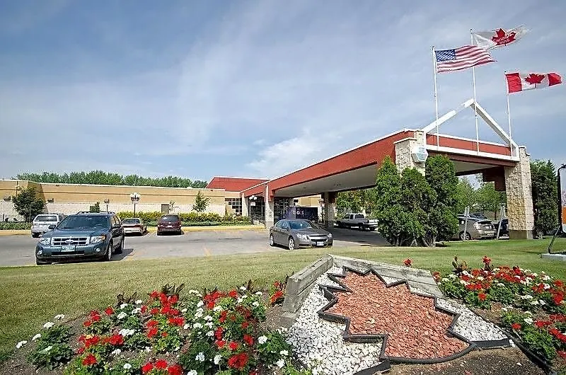 Canad Inns Destination Centre Garden City Winnipeg Hotel